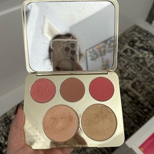 BECCA  x JACLYN HILL HIGHLIGHTER/BLUSH PALETTE